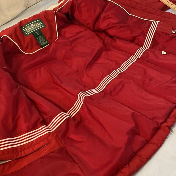 L.L. Bean Women’s Red and Ivory Goose Down Puffer Jacket Size Small - Picture 7 of 8